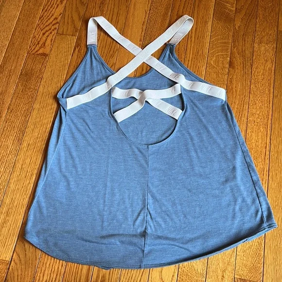 NIKE DR-FIT Crisscross tank top - Picture 5 of 7
